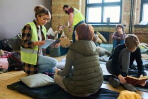 volunteer with children